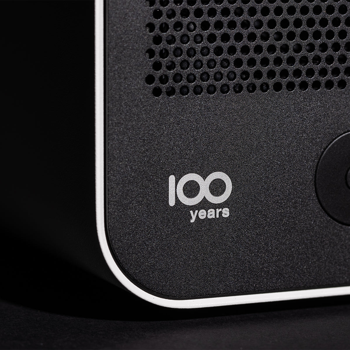 Braun, LE03, Lautsprecher, Zoom auf 100 years