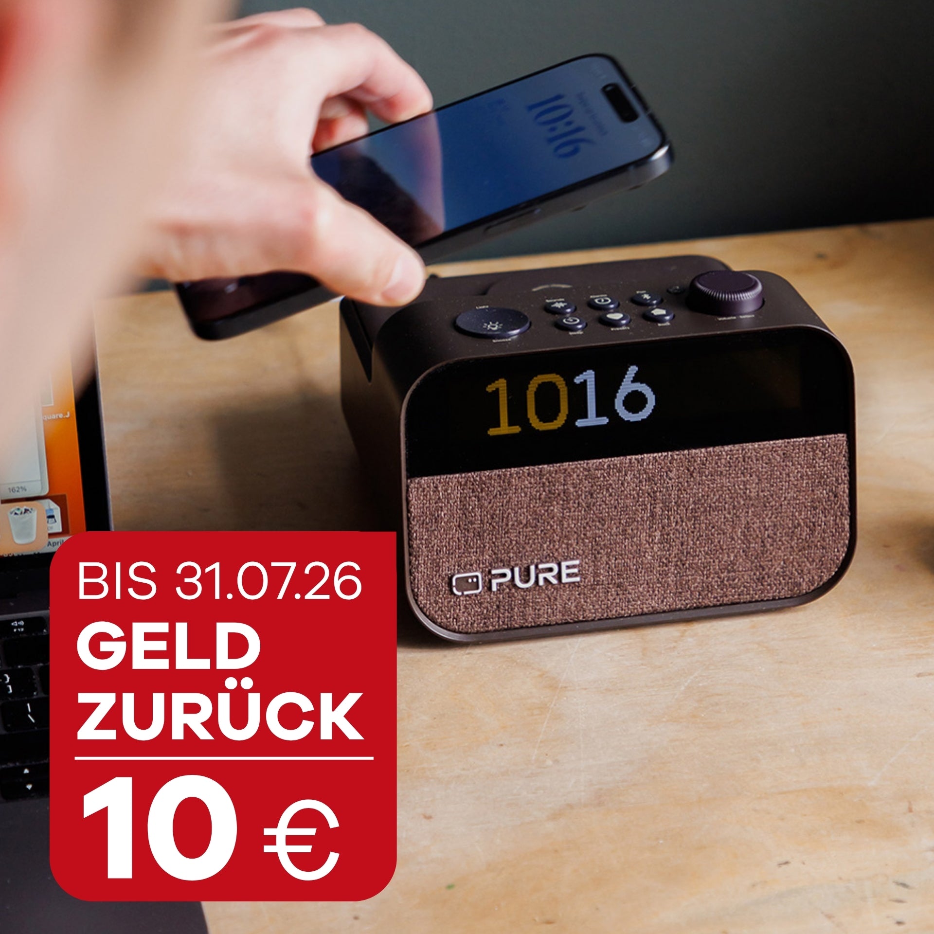Pure Moment Charge Radiowecker in Coffee black mit 10€ Geld zurück bis 31.07.2026